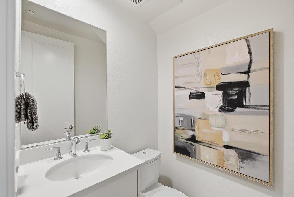 Detail Gallery Image 26 of 41 For 254 Terraine St, San Jose,  CA 95110 - 2 Beds | 2/1 Baths