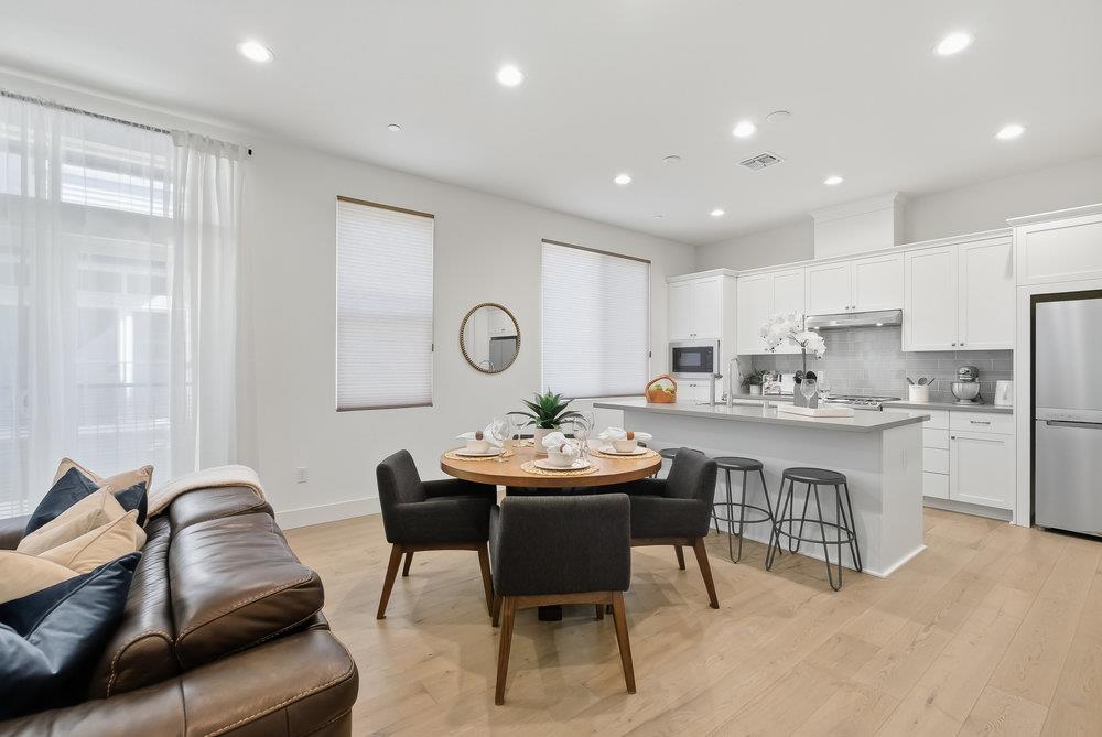 Detail Gallery Image 9 of 41 For 254 Terraine St, San Jose,  CA 95110 - 2 Beds | 2/1 Baths