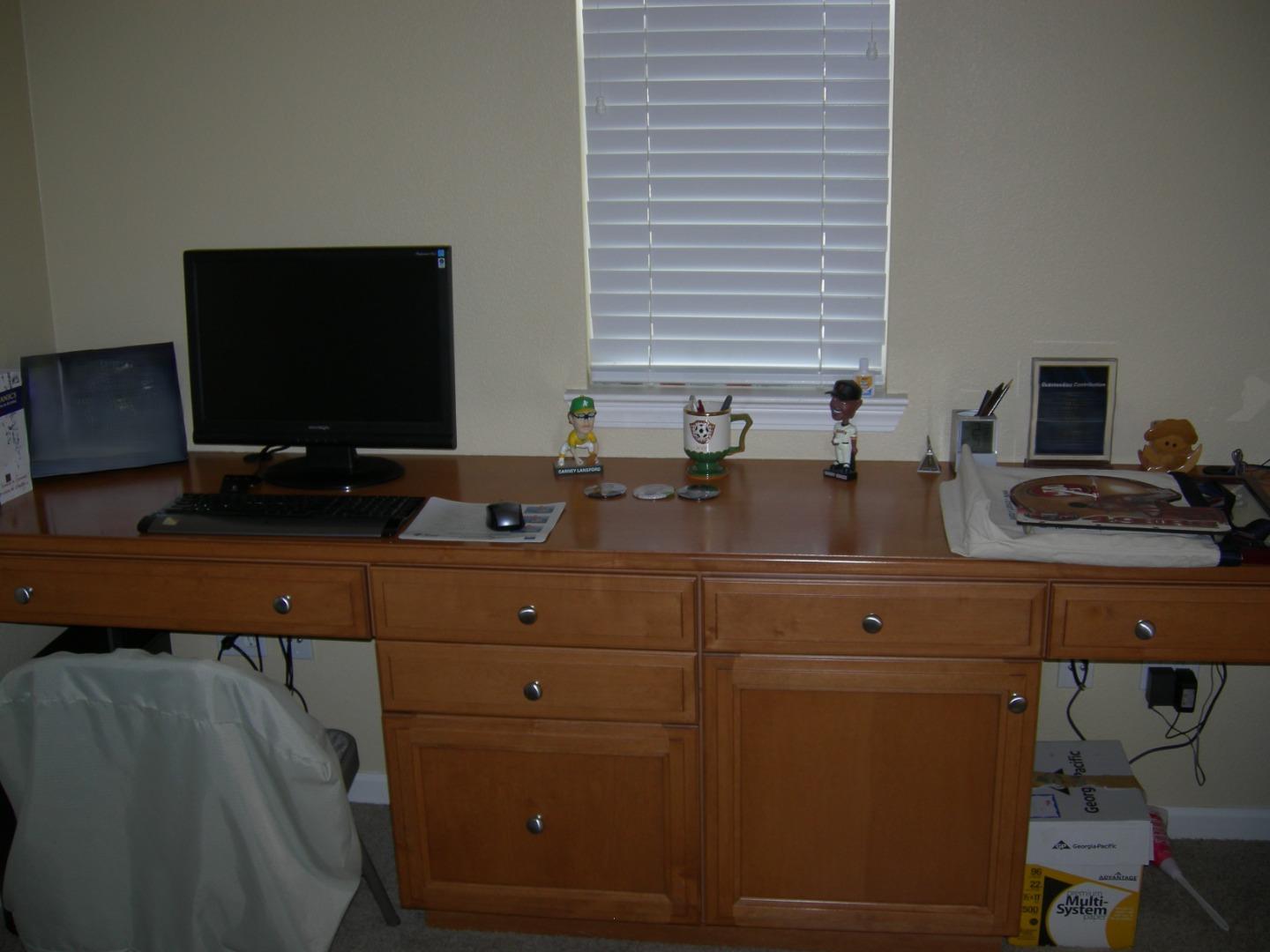 Detail Gallery Image 11 of 27 For 6060 Dalton Way, San Ramon,  CA 94582 - 4 Beds | 3 Baths