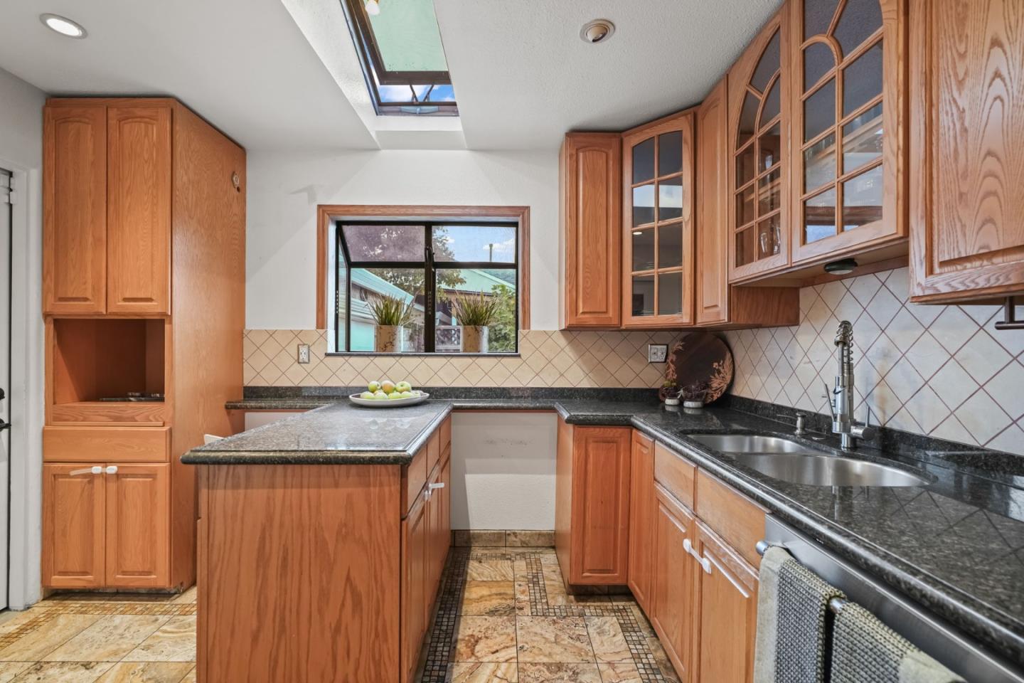 Detail Gallery Image 11 of 36 For 1364 Linton St, San Leandro,  CA 94577 - 3 Beds | 1 Baths