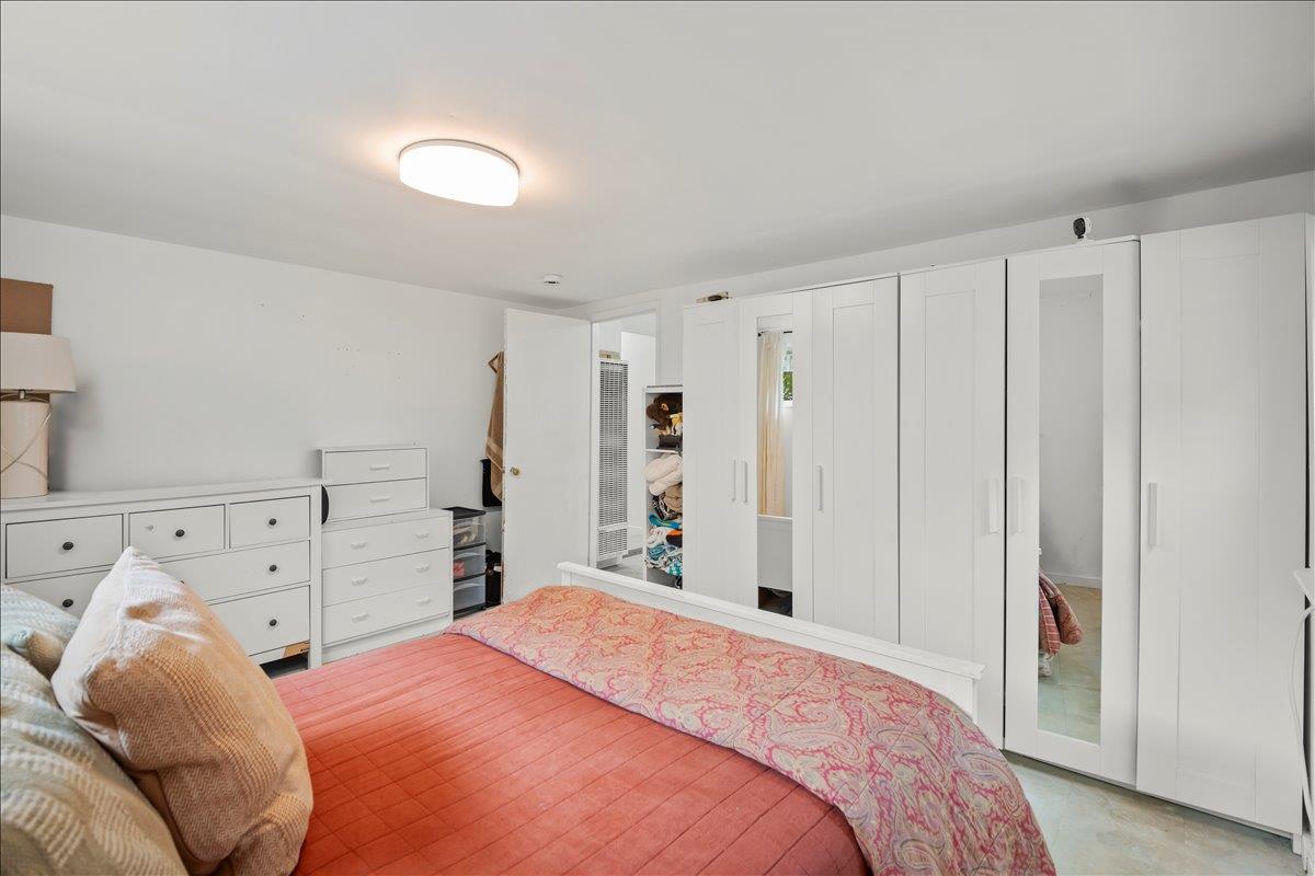 Detail Gallery Image 12 of 26 For 2934 San Juan Blvd, Belmont,  CA 94002 - 2 Beds | 1 Baths