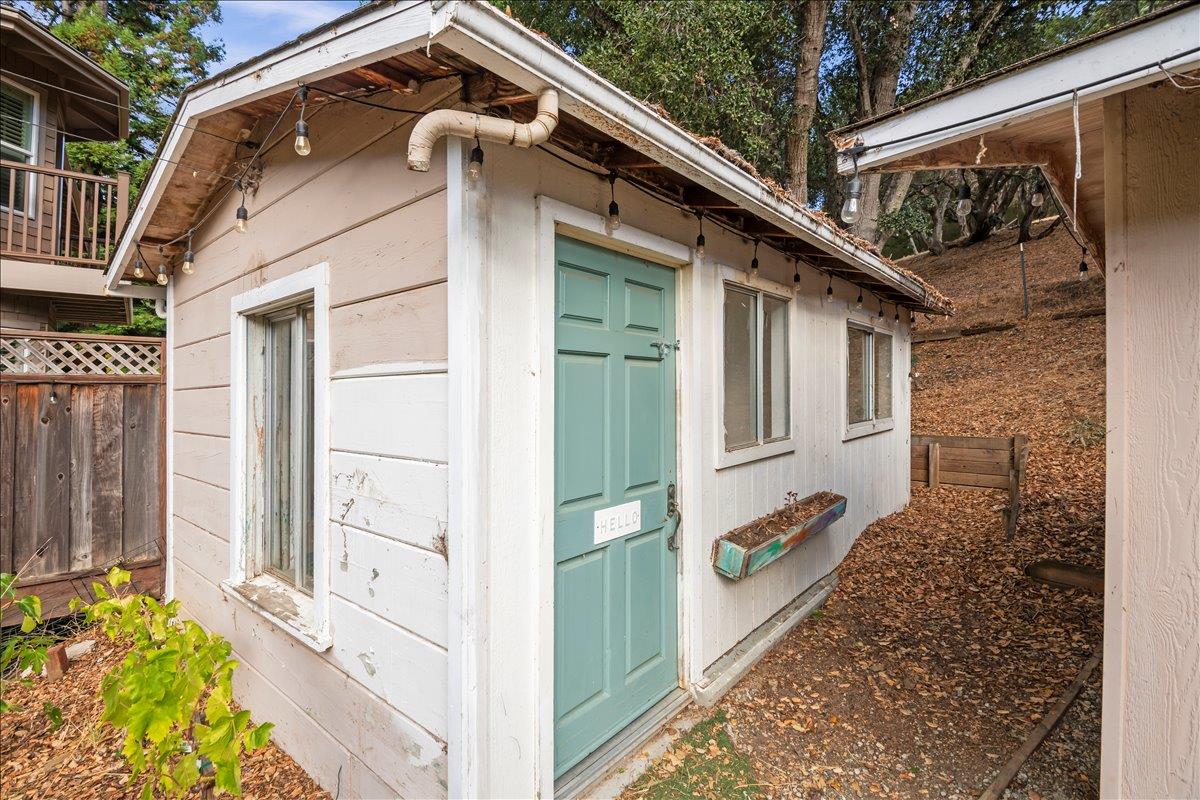 Detail Gallery Image 20 of 26 For 2934 San Juan Blvd, Belmont,  CA 94002 - 2 Beds | 1 Baths