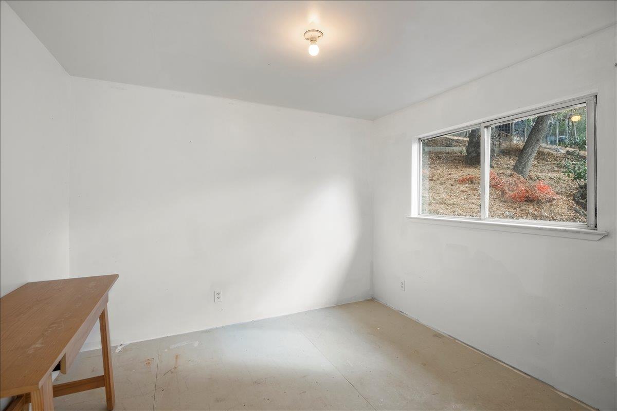 Detail Gallery Image 22 of 26 For 2934 San Juan Blvd, Belmont,  CA 94002 - 2 Beds | 1 Baths