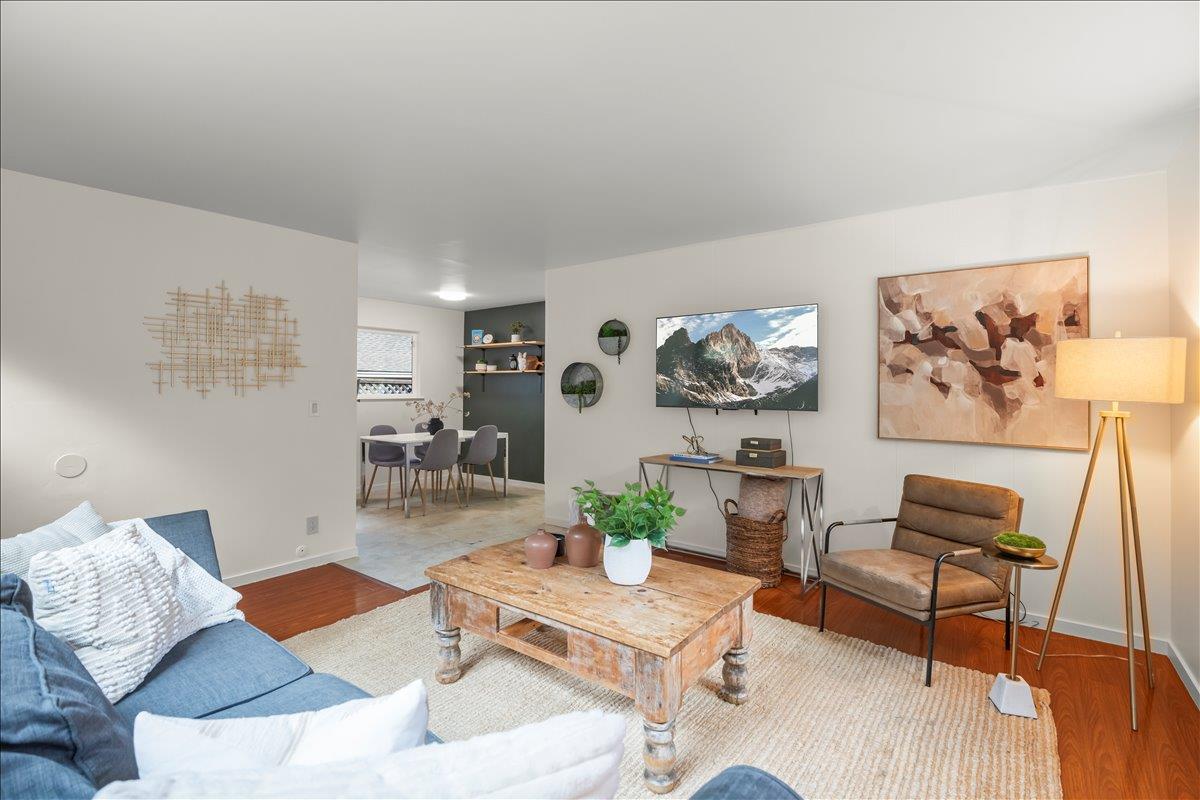 Detail Gallery Image 6 of 26 For 2934 San Juan Blvd, Belmont,  CA 94002 - 2 Beds | 1 Baths