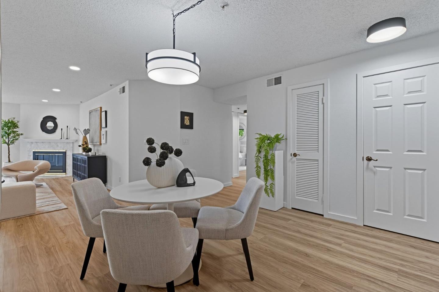 Detail Gallery Image 14 of 37 For 35 W 20th Ave #113,  San Mateo,  CA 94403 - 2 Beds | 2 Baths