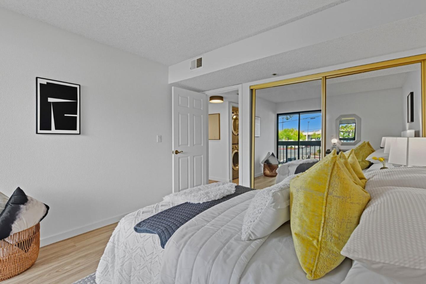 Detail Gallery Image 24 of 37 For 35 W 20th Ave #113,  San Mateo,  CA 94403 - 2 Beds | 2 Baths