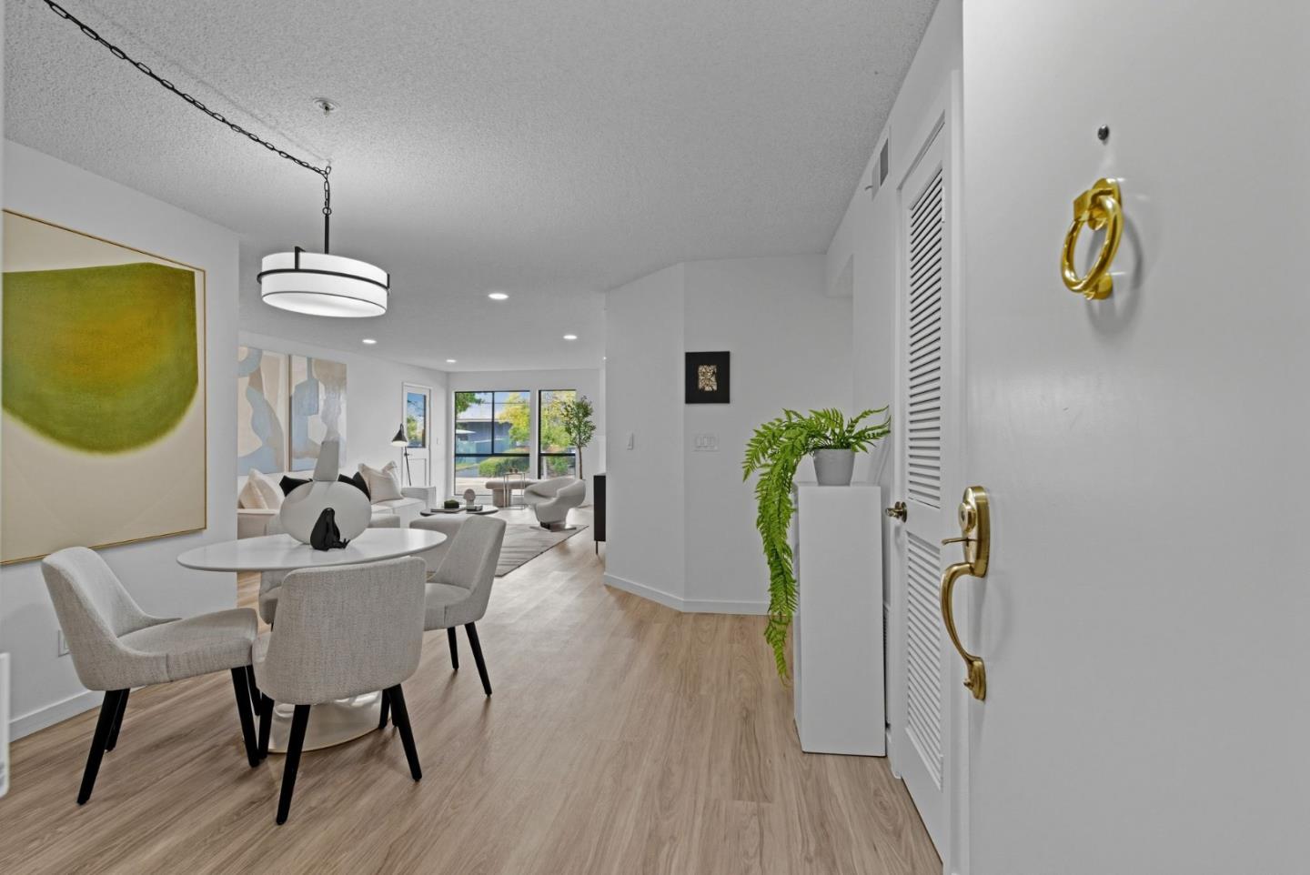 Detail Gallery Image 3 of 37 For 35 W 20th Ave #113,  San Mateo,  CA 94403 - 2 Beds | 2 Baths