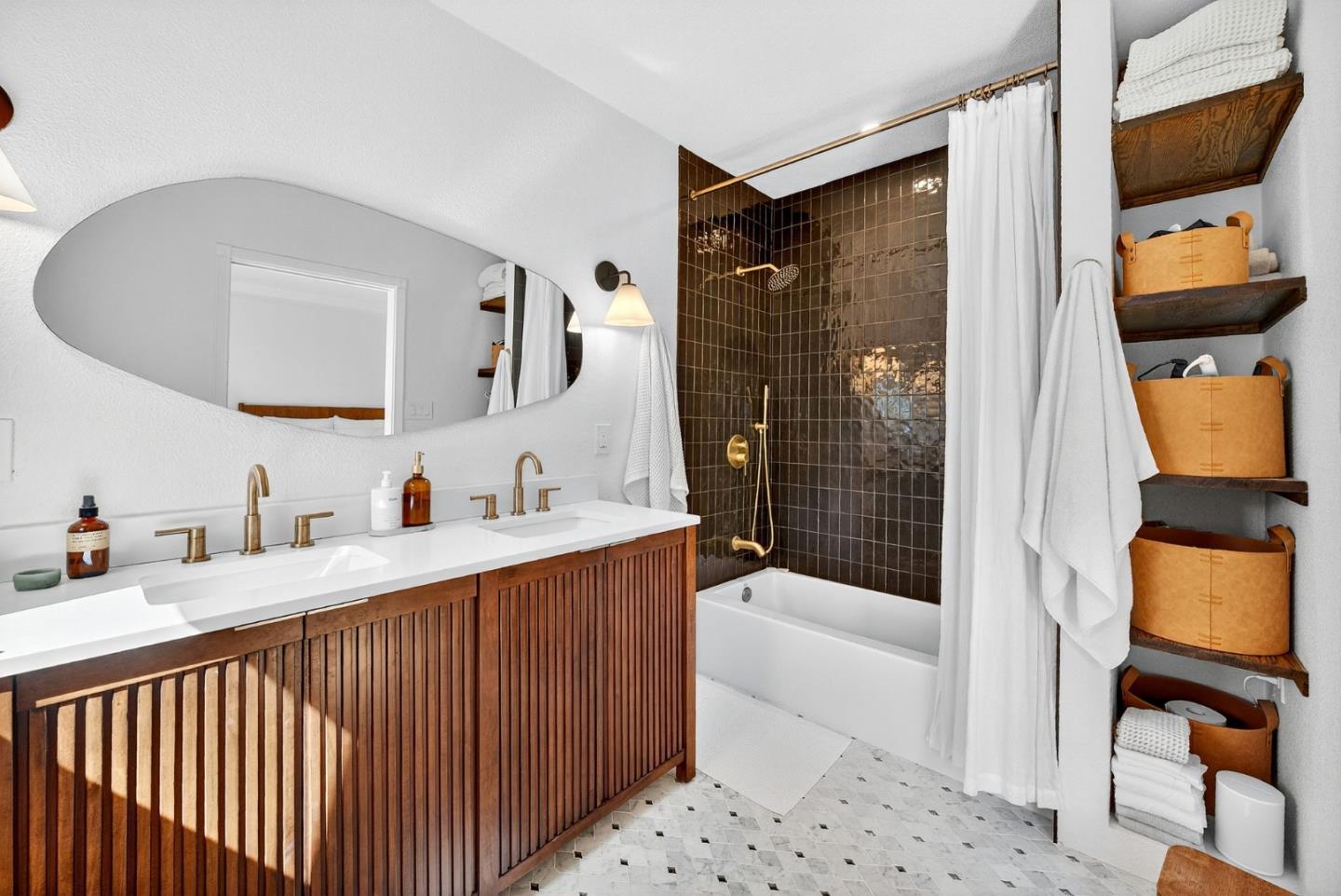 Detail Gallery Image 13 of 28 For 916 Melrose Ave, Santa Cruz,  CA 95062 - 2 Beds | 2 Baths