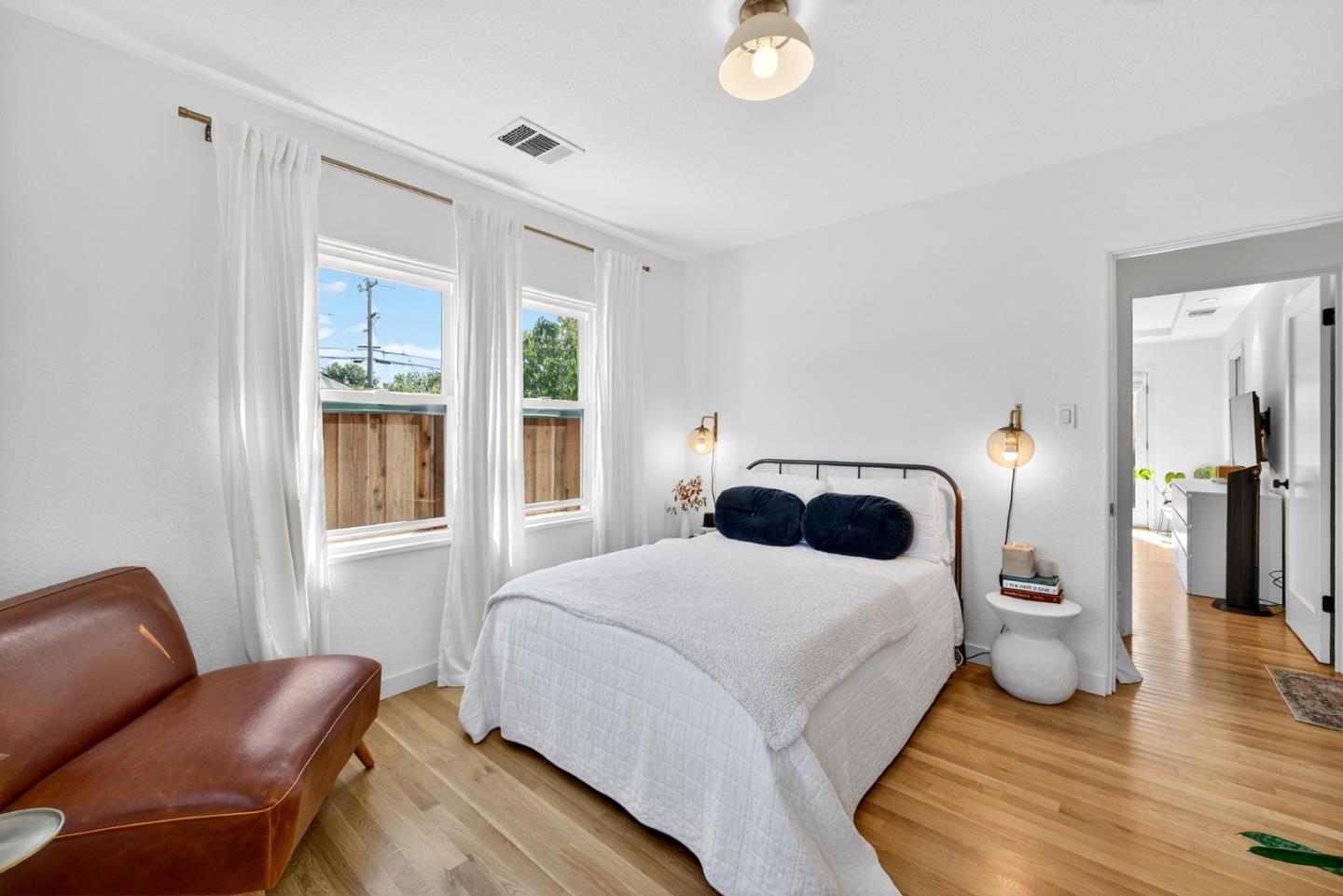 Detail Gallery Image 16 of 28 For 916 Melrose Ave, Santa Cruz,  CA 95062 - 2 Beds | 2 Baths