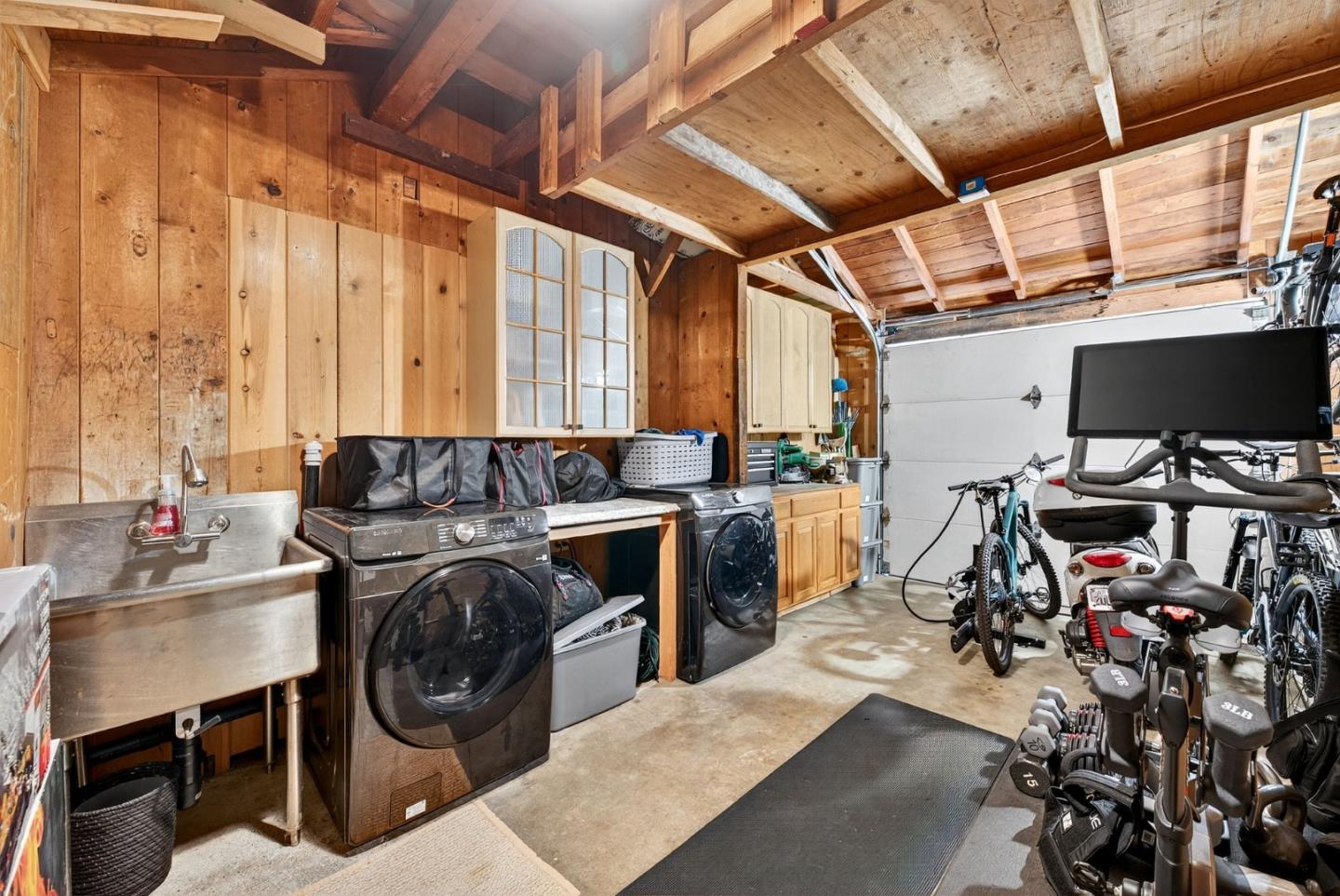 Detail Gallery Image 18 of 28 For 916 Melrose Ave, Santa Cruz,  CA 95062 - 2 Beds | 2 Baths