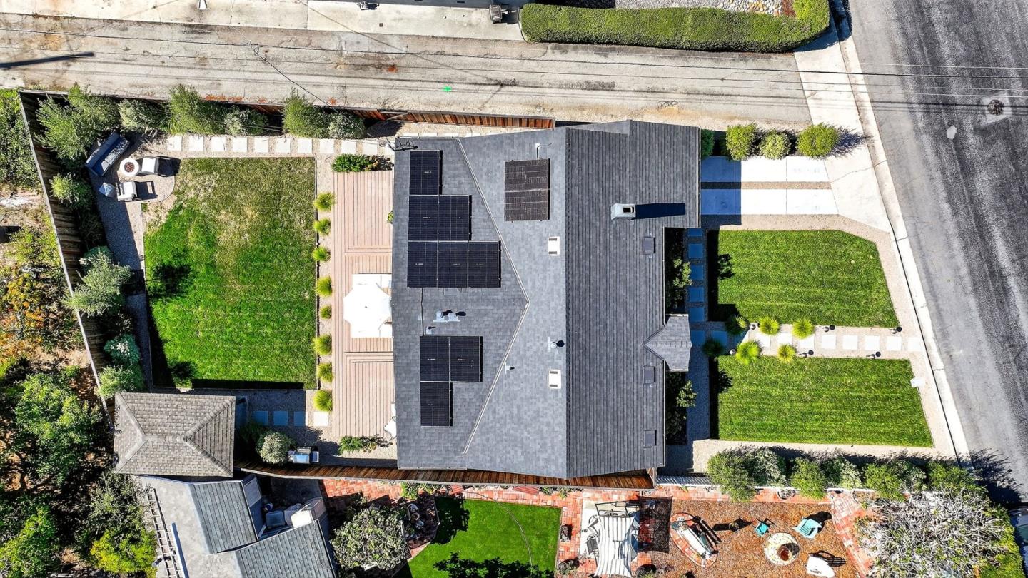 Detail Gallery Image 27 of 28 For 916 Melrose Ave, Santa Cruz,  CA 95062 - 2 Beds | 2 Baths