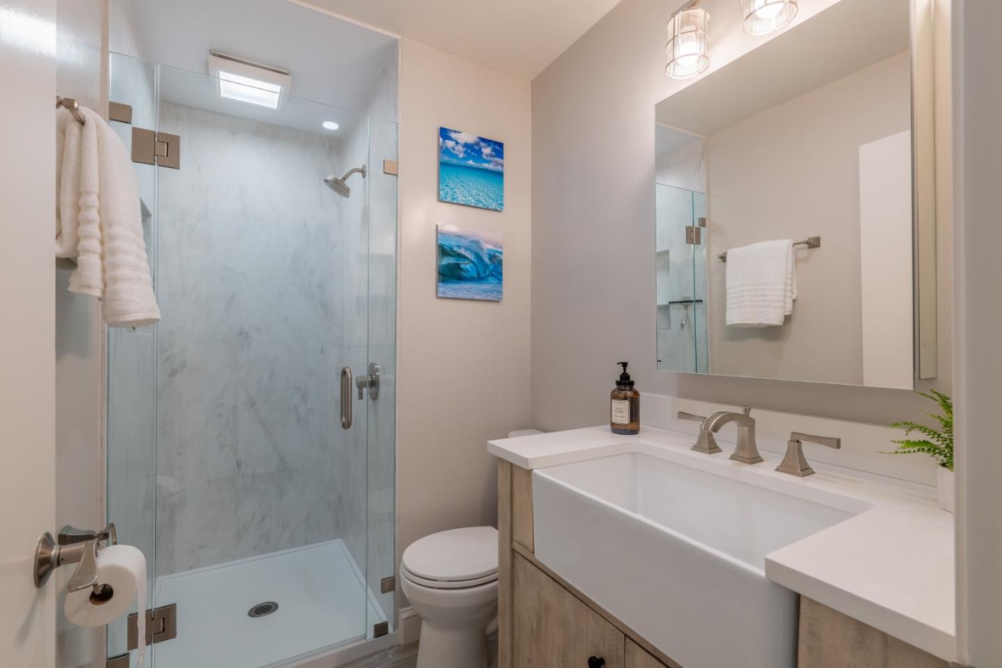 Detail Gallery Image 17 of 32 For 1043 Mission Rd, Pebble Beach,  CA 93953 - 4 Beds | 2/1 Baths