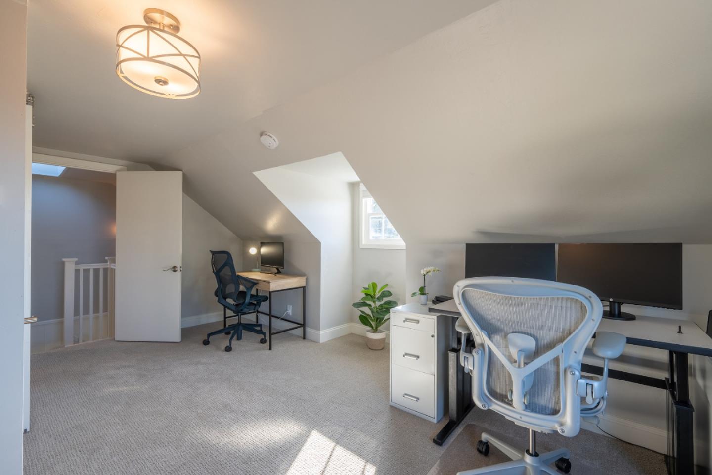 Detail Gallery Image 22 of 32 For 1043 Mission Rd, Pebble Beach,  CA 93953 - 4 Beds | 2/1 Baths