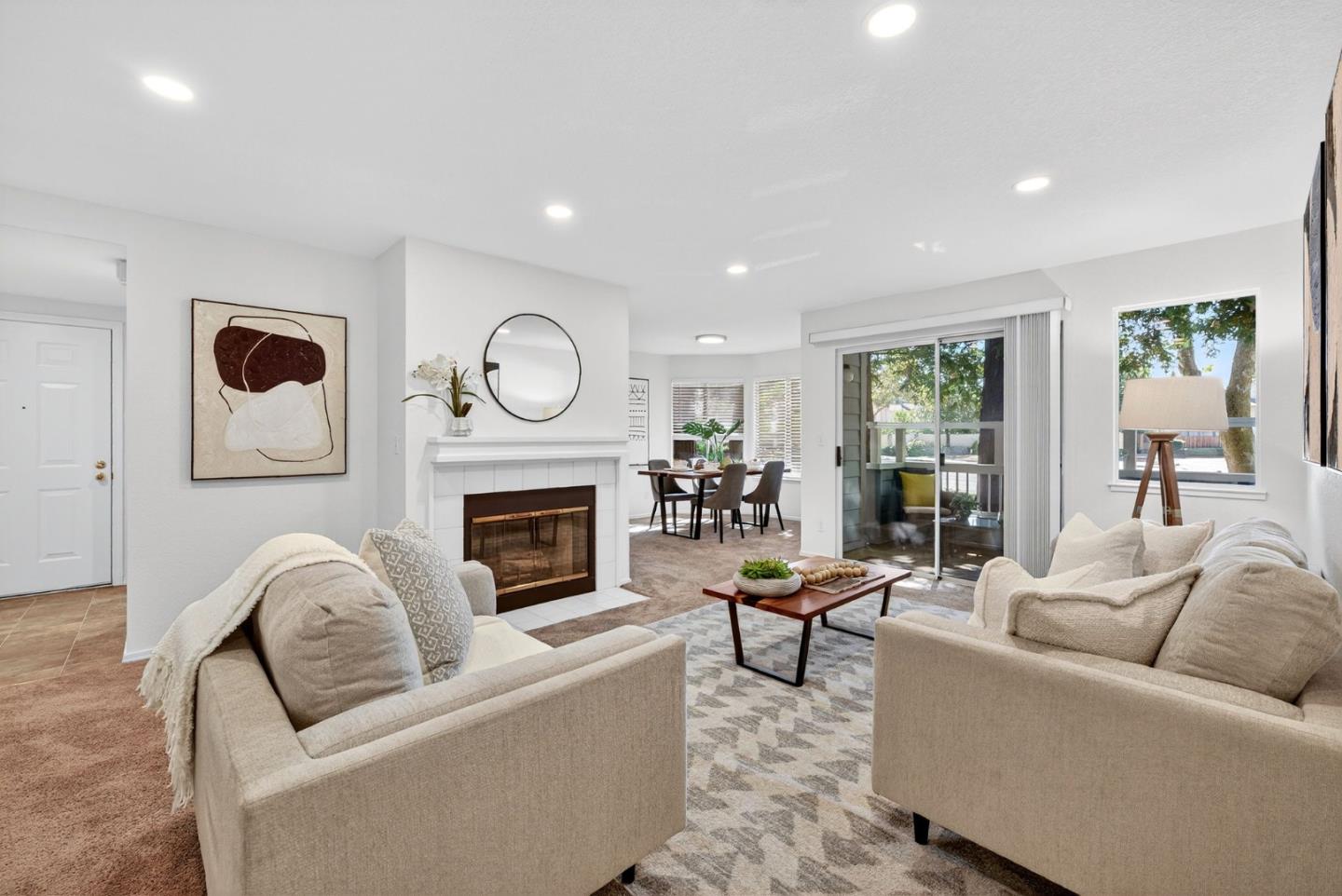 Detail Gallery Image 3 of 18 For 2559 Alveswood Cir, San Jose,  CA 95131 - 2 Beds | 2 Baths