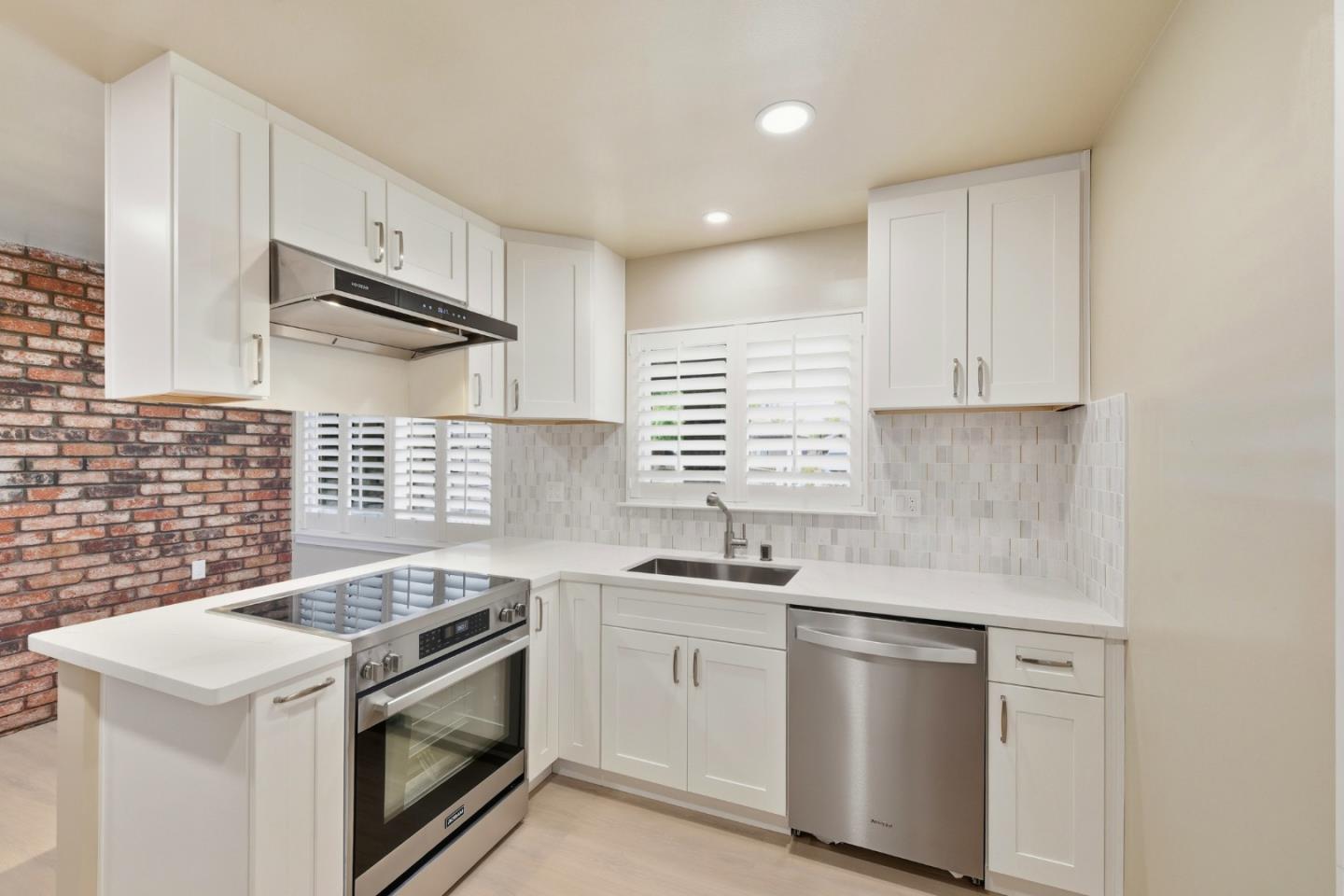 Detail Gallery Image 11 of 35 For 15018 San Pablo Ave, San Jose,  CA 95127 - 3 Beds | 2/1 Baths