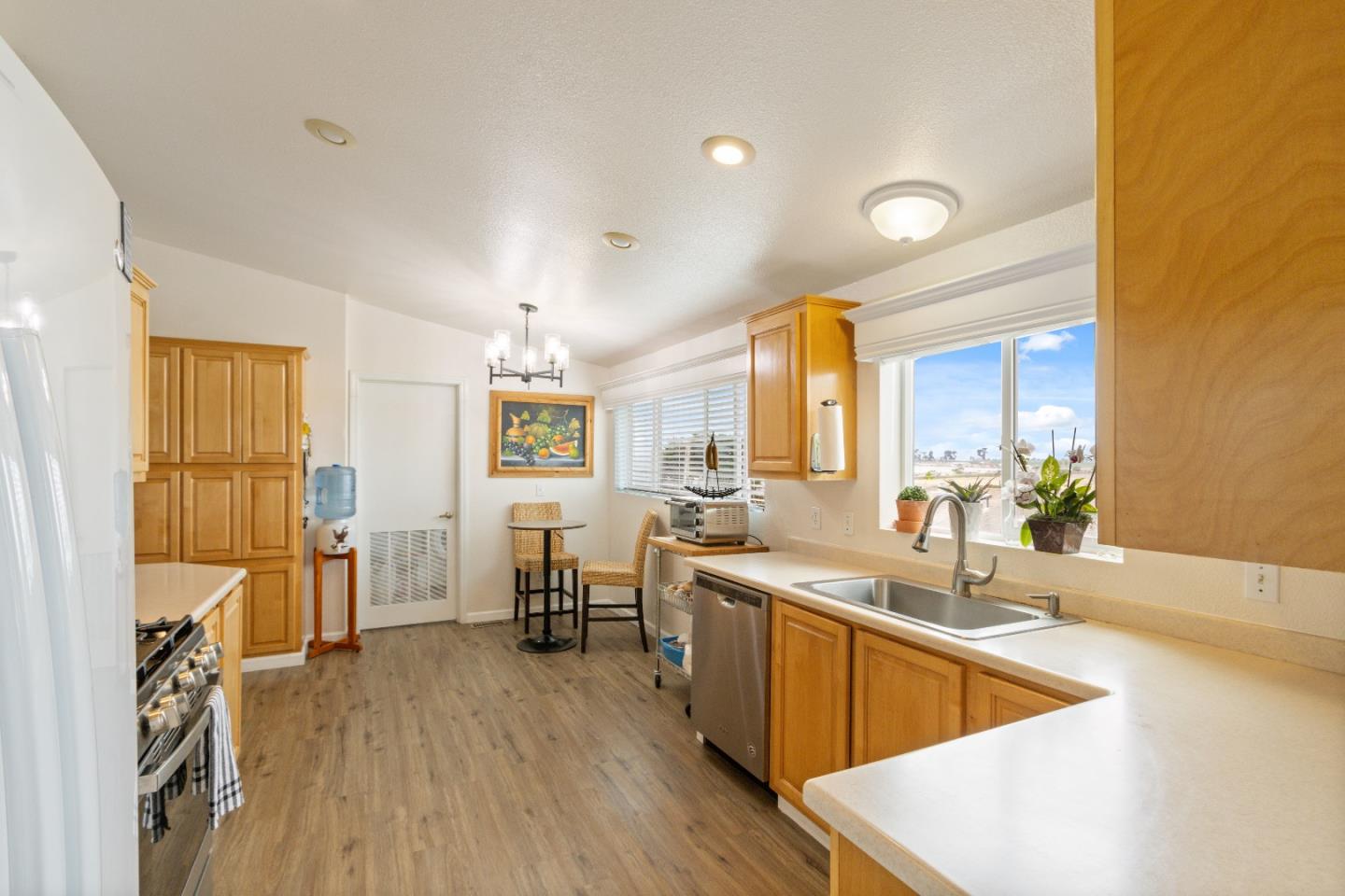 Detail Gallery Image 9 of 42 For 1900 Highway 1 #104,  Moss Landing,  CA 95039 - 3 Beds | 2 Baths