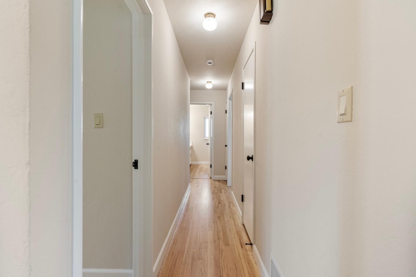 Detail Gallery Image 28 of 36 For 1001 Monterey St, Hollister,  CA 95023 - 3 Beds | 2 Baths