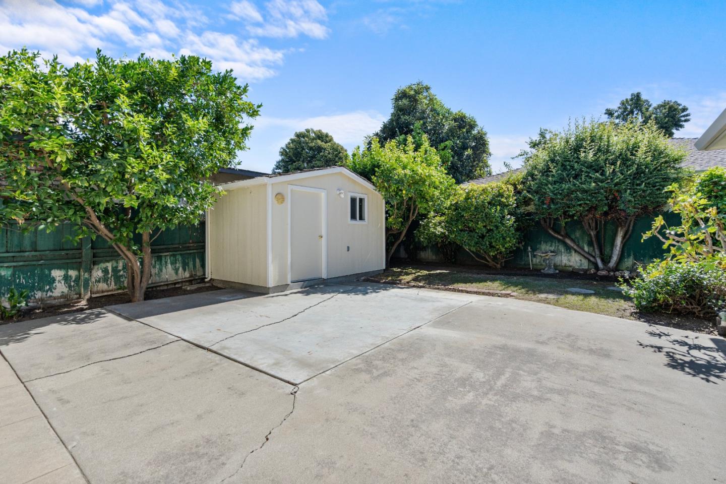 Detail Gallery Image 29 of 36 For 1001 Monterey St, Hollister,  CA 95023 - 3 Beds | 2 Baths