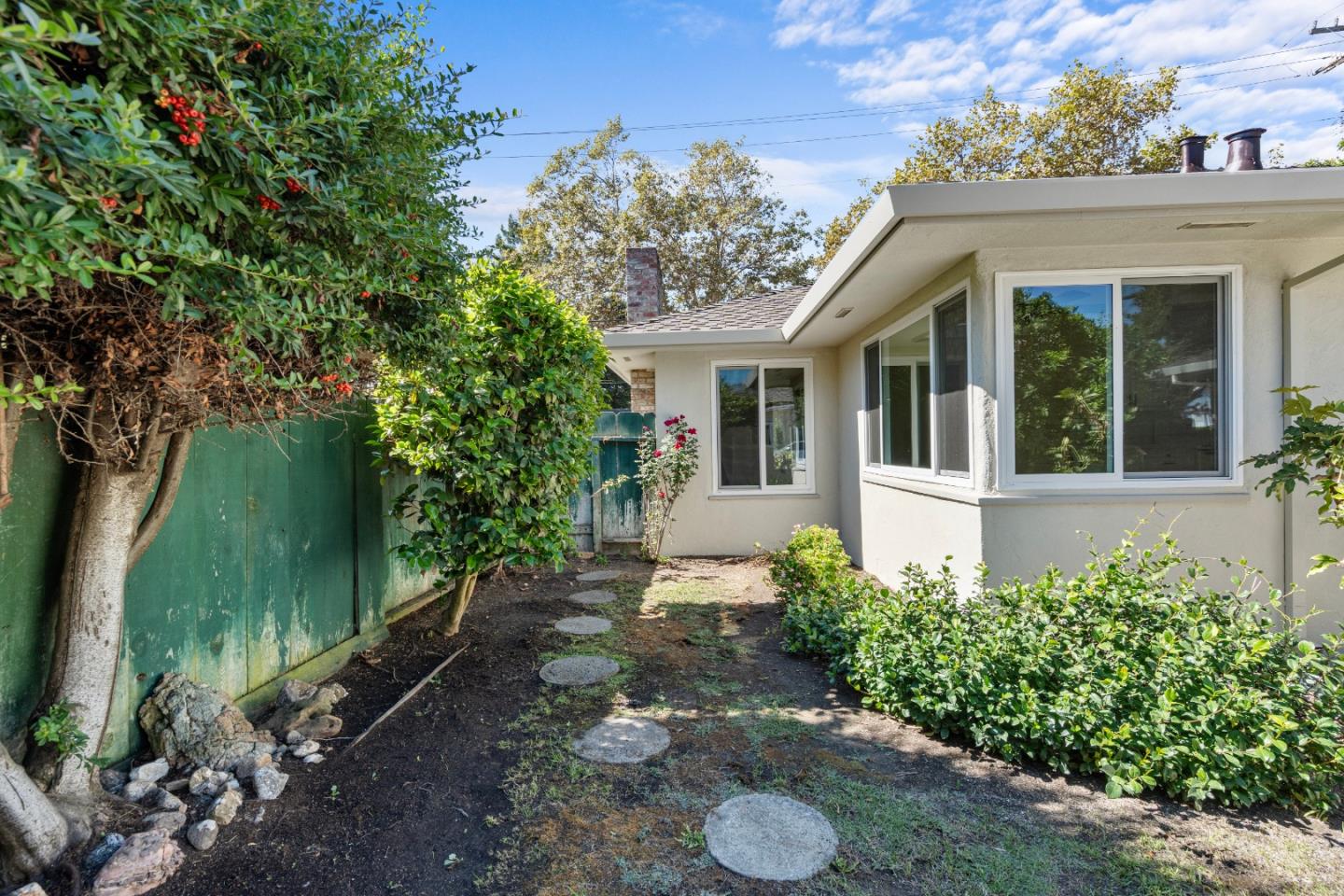 Detail Gallery Image 32 of 36 For 1001 Monterey St, Hollister,  CA 95023 - 3 Beds | 2 Baths