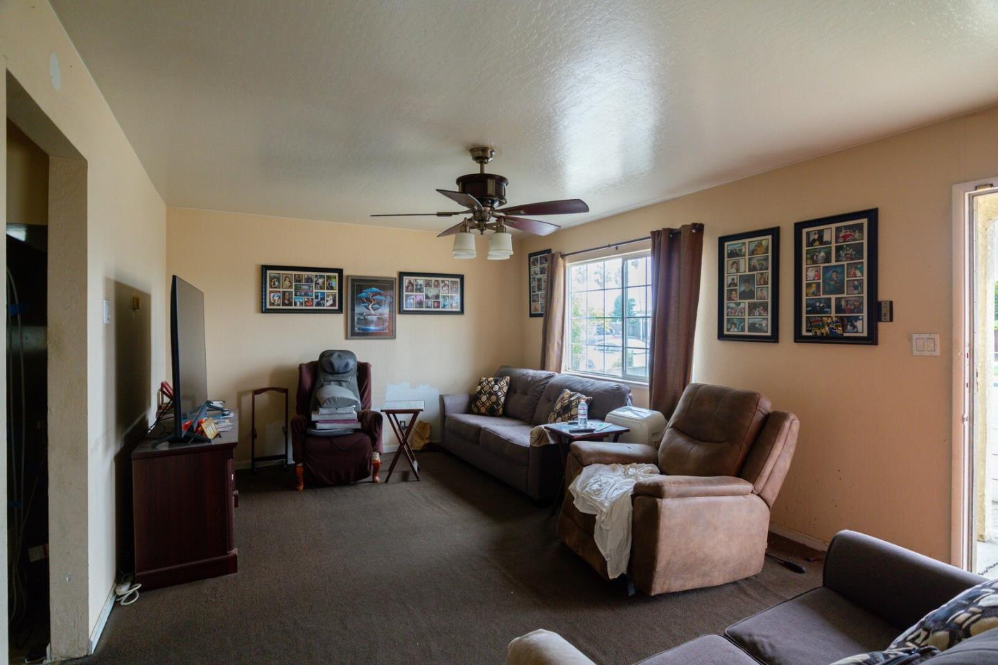 Detail Gallery Image 10 of 38 For 1622 Perry Ct, San Jose,  CA 95116 - 2 Beds | 1 Baths