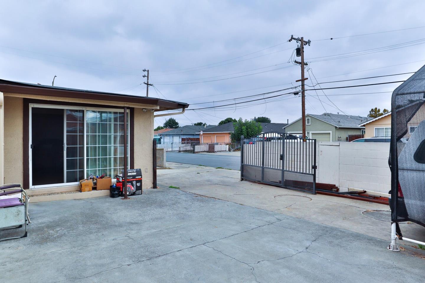 Detail Gallery Image 27 of 38 For 1622 Perry Ct, San Jose,  CA 95116 - 2 Beds | 1 Baths