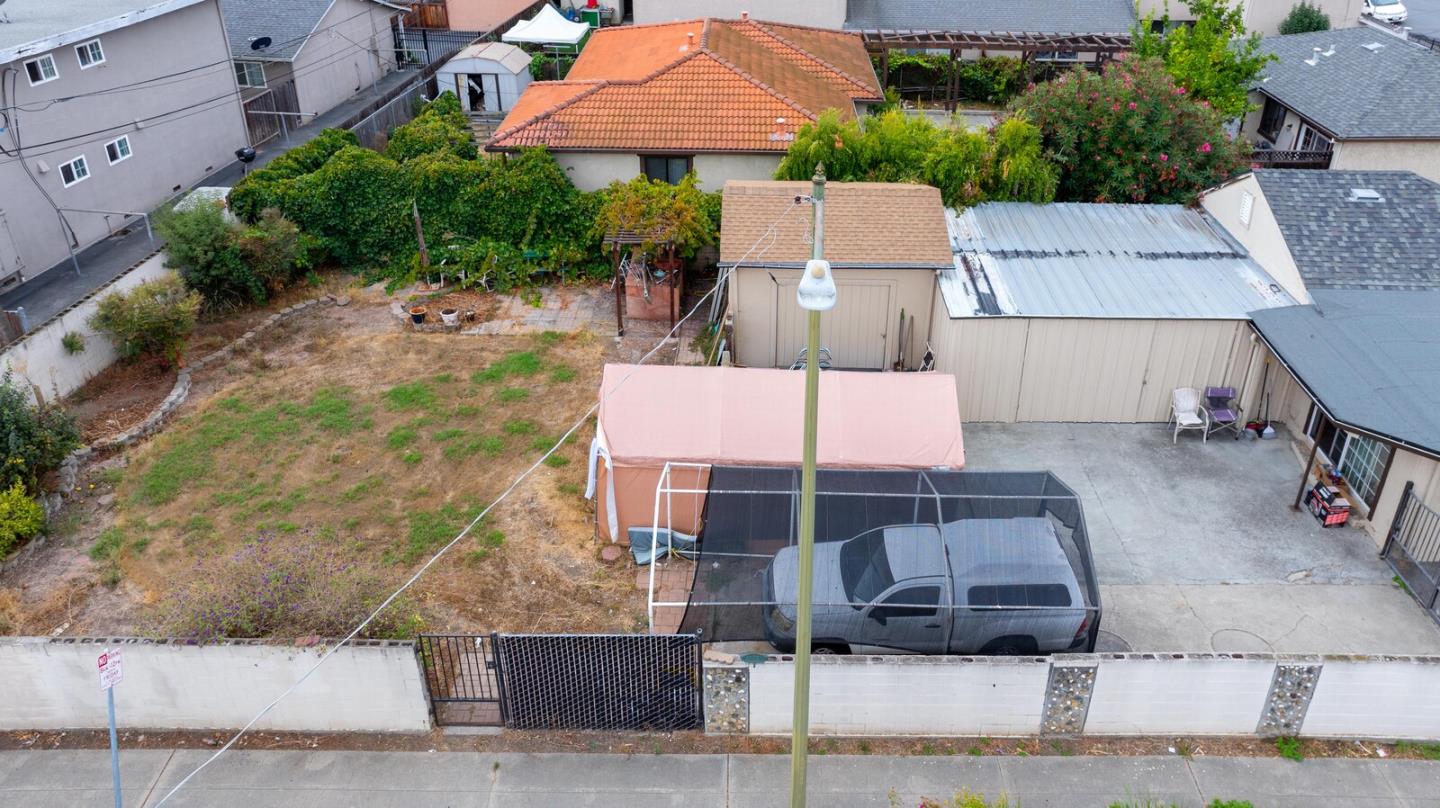 Detail Gallery Image 6 of 38 For 1622 Perry Ct, San Jose,  CA 95116 - 2 Beds | 1 Baths