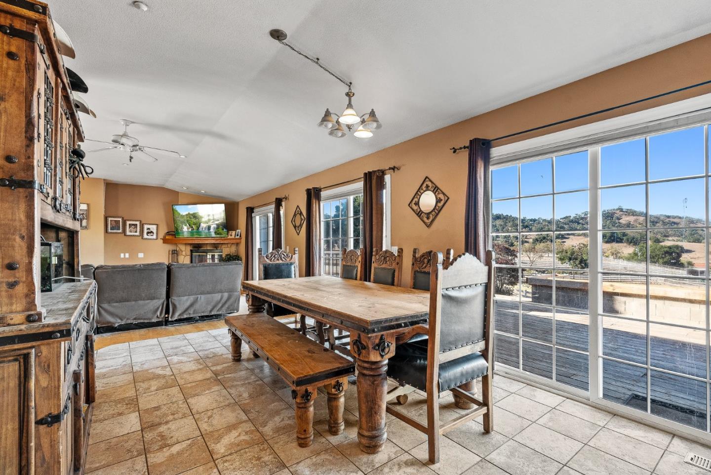 Detail Gallery Image 19 of 74 For 350 San Benancio Rd, Salinas,  CA 93908 - 3 Beds | 2/1 Baths