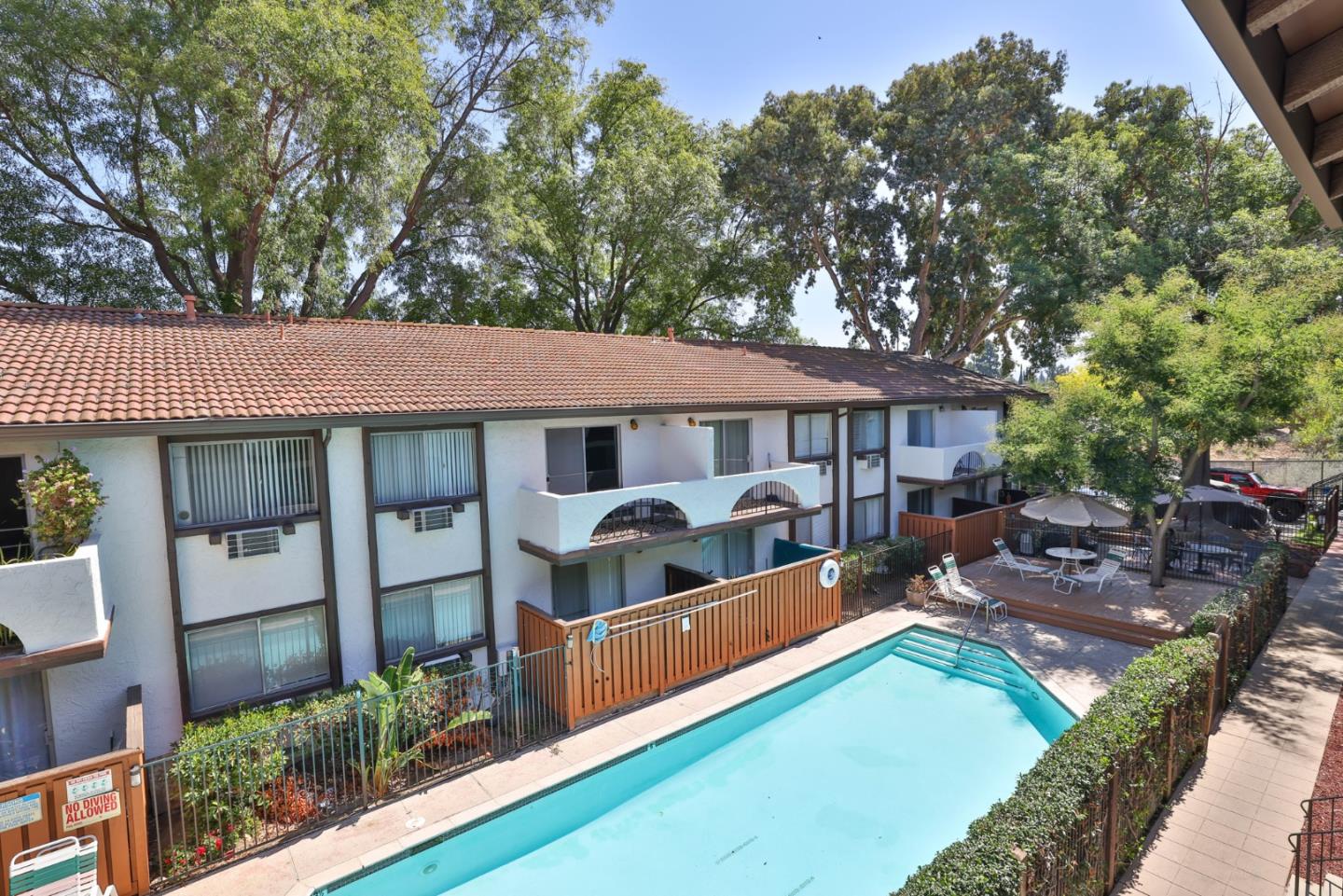 Detail Gallery Image 8 of 26 For 1299 Leigh Ave, San Jose,  CA 95126 - – Beds | – Baths