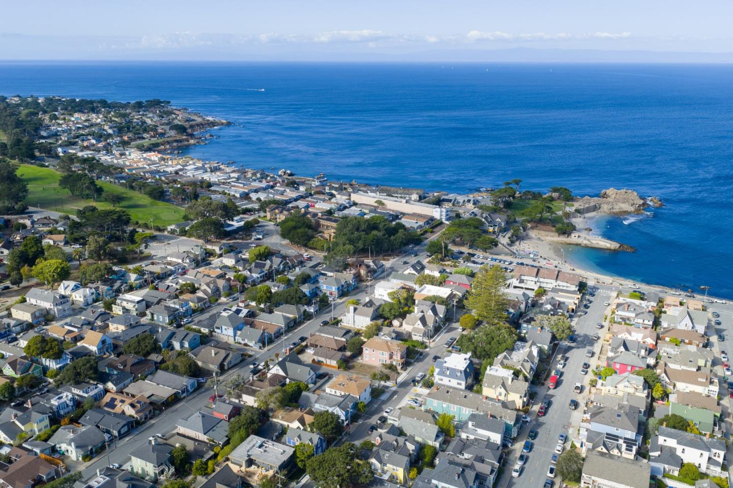 Detail Gallery Image 47 of 54 For 127 16th St, Pacific Grove,  CA 93950 - 3 Beds | 4 Baths