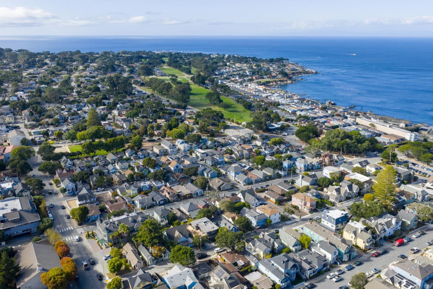 Detail Gallery Image 49 of 54 For 127 16th St, Pacific Grove,  CA 93950 - 3 Beds | 4 Baths