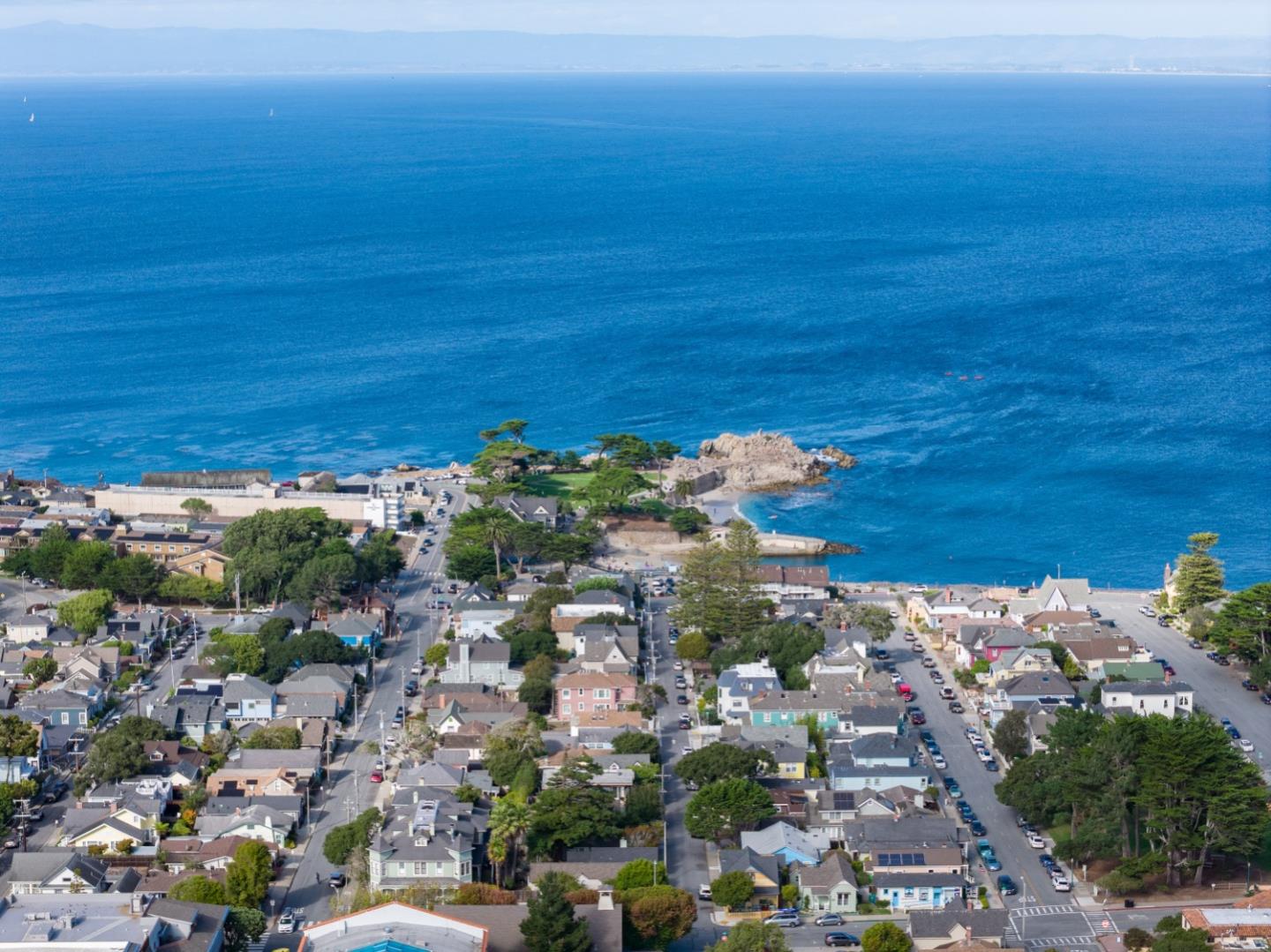 Detail Gallery Image 53 of 54 For 127 16th St, Pacific Grove,  CA 93950 - 3 Beds | 4 Baths