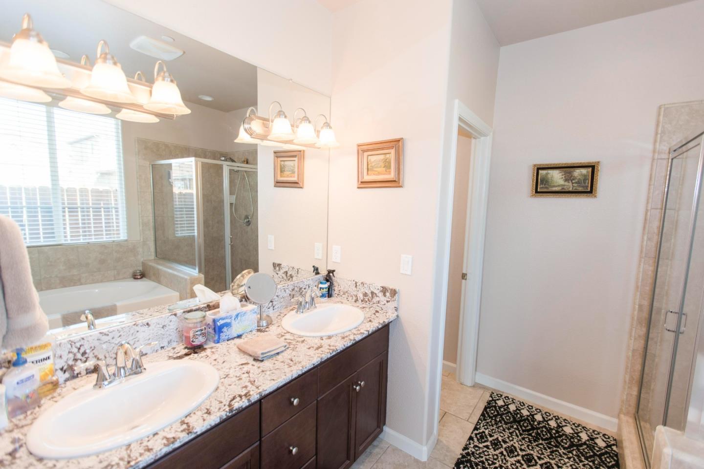 Detail Gallery Image 27 of 46 For 3776 Saginaw Ave, Clovis,  CA 93619 - 3 Beds | 3 Baths