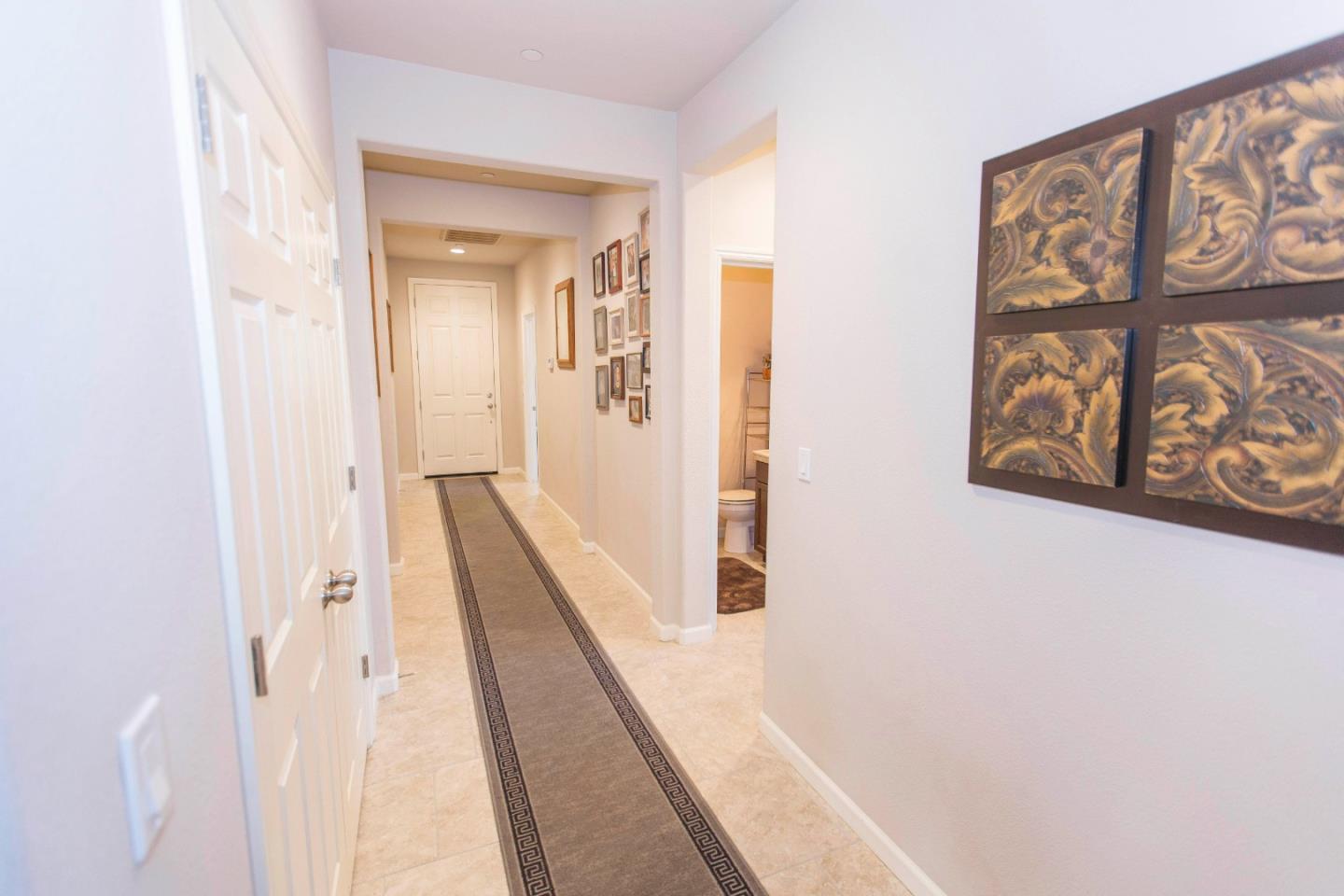 Detail Gallery Image 6 of 46 For 3776 Saginaw Ave, Clovis,  CA 93619 - 3 Beds | 3 Baths