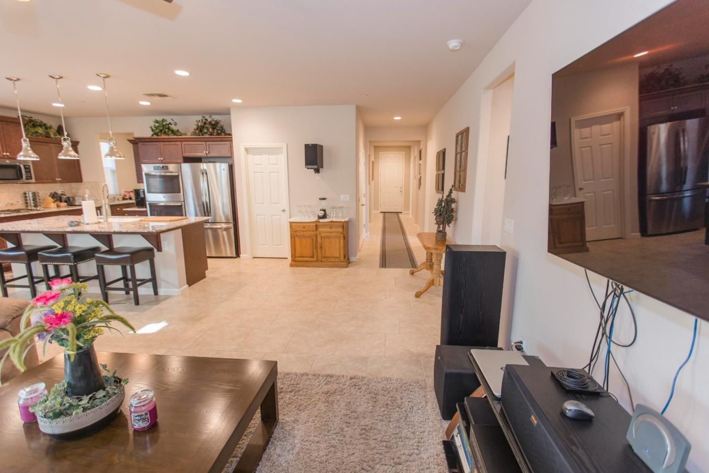 Detail Gallery Image 8 of 46 For 3776 Saginaw Ave, Clovis,  CA 93619 - 3 Beds | 3 Baths