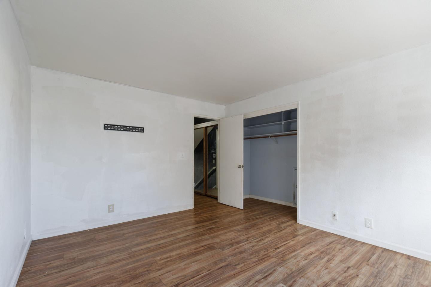 Detail Gallery Image 15 of 26 For 1227 Coyote Creek Ct, San Jose,  CA 95116 - 1 Beds | 1 Baths