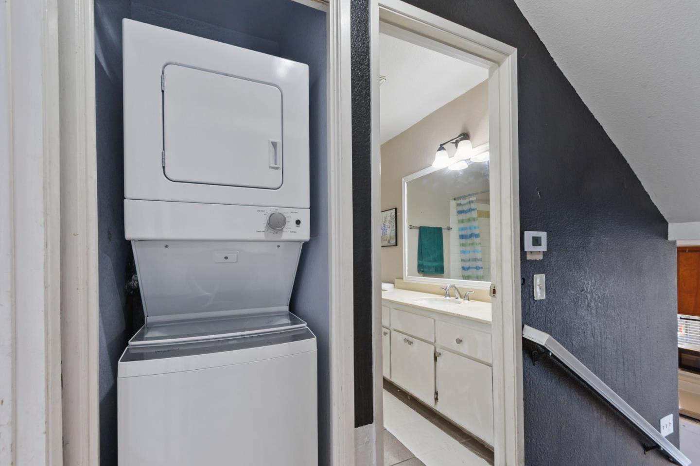 Detail Gallery Image 18 of 26 For 1227 Coyote Creek Ct, San Jose,  CA 95116 - 1 Beds | 1 Baths