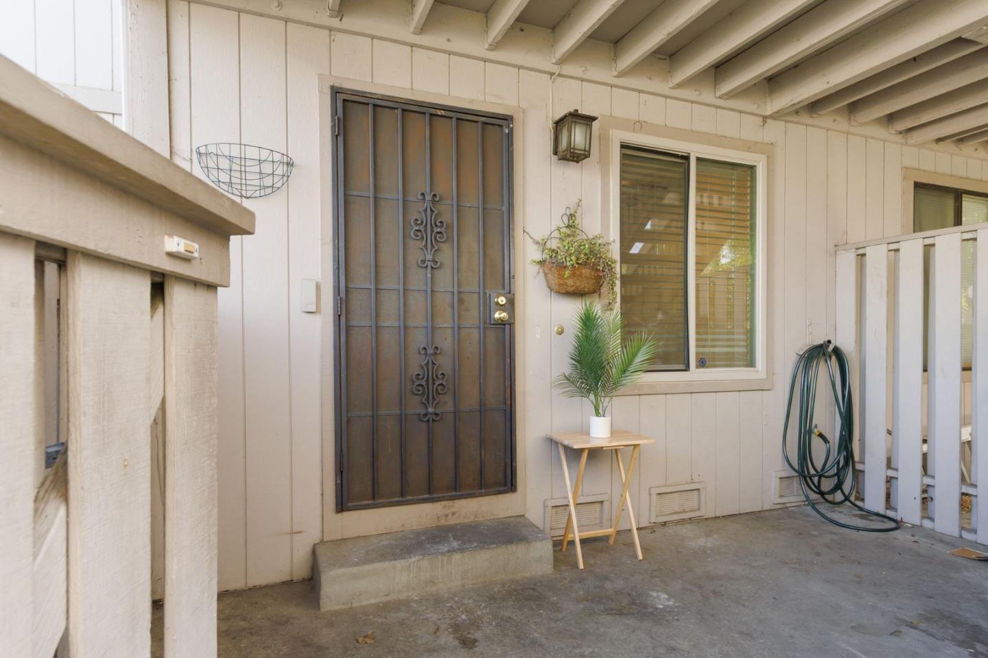 Detail Gallery Image 21 of 26 For 1227 Coyote Creek Ct, San Jose,  CA 95116 - 1 Beds | 1 Baths