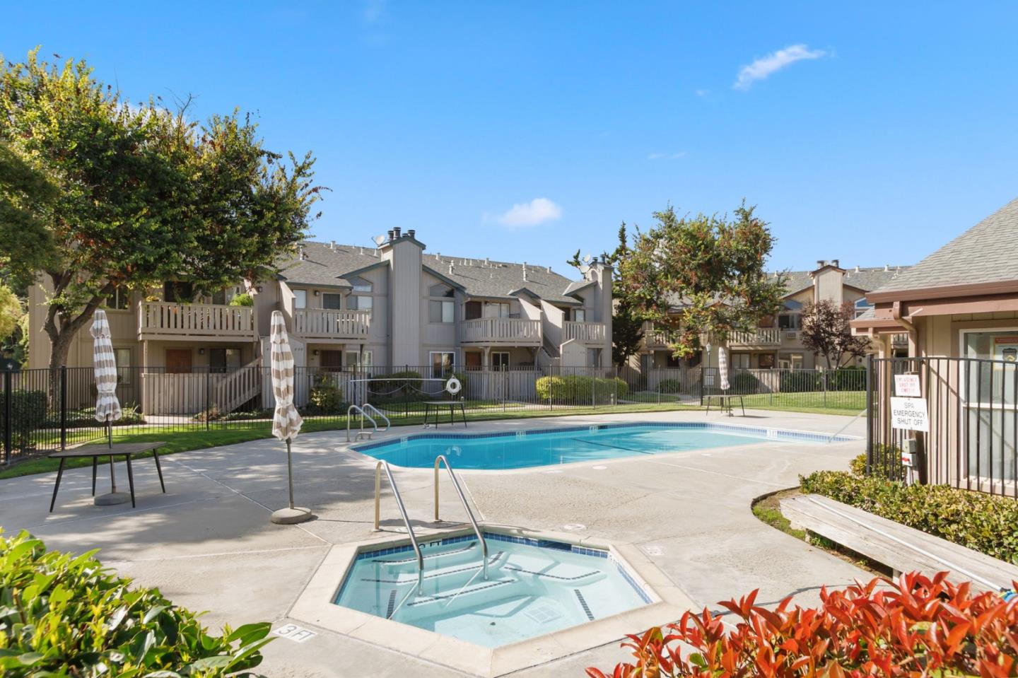 Detail Gallery Image 22 of 26 For 1227 Coyote Creek Ct, San Jose,  CA 95116 - 1 Beds | 1 Baths