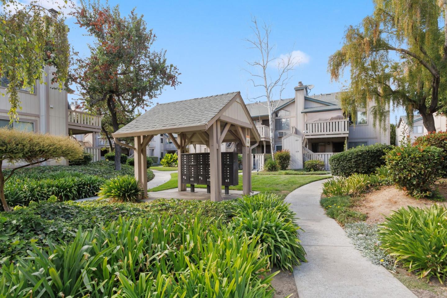 Detail Gallery Image 26 of 26 For 1227 Coyote Creek Ct, San Jose,  CA 95116 - 1 Beds | 1 Baths