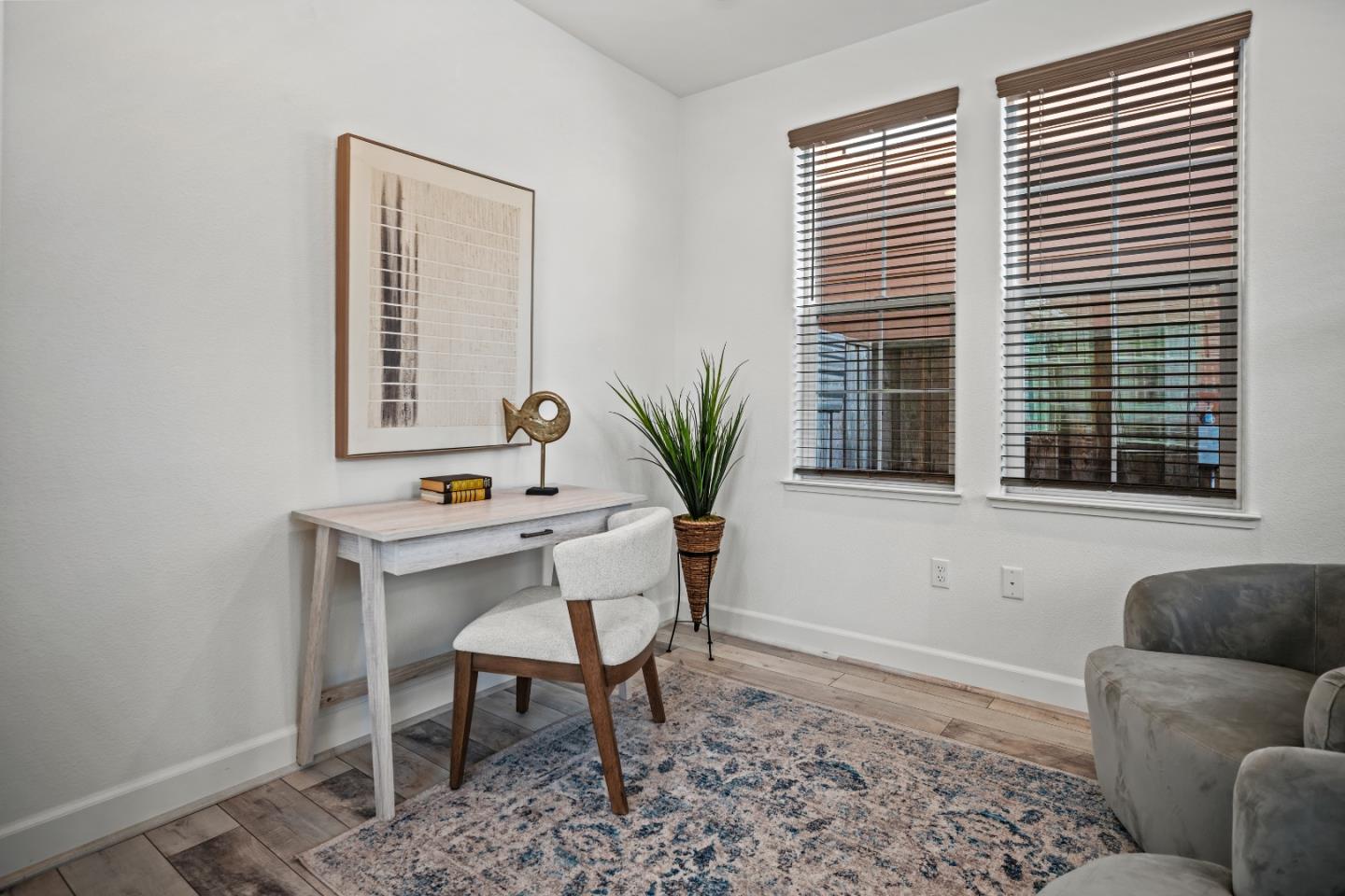 Detail Gallery Image 2 of 40 For 2721 Parkview Way, Marina,  CA 93933 - 4 Beds | 2/1 Baths