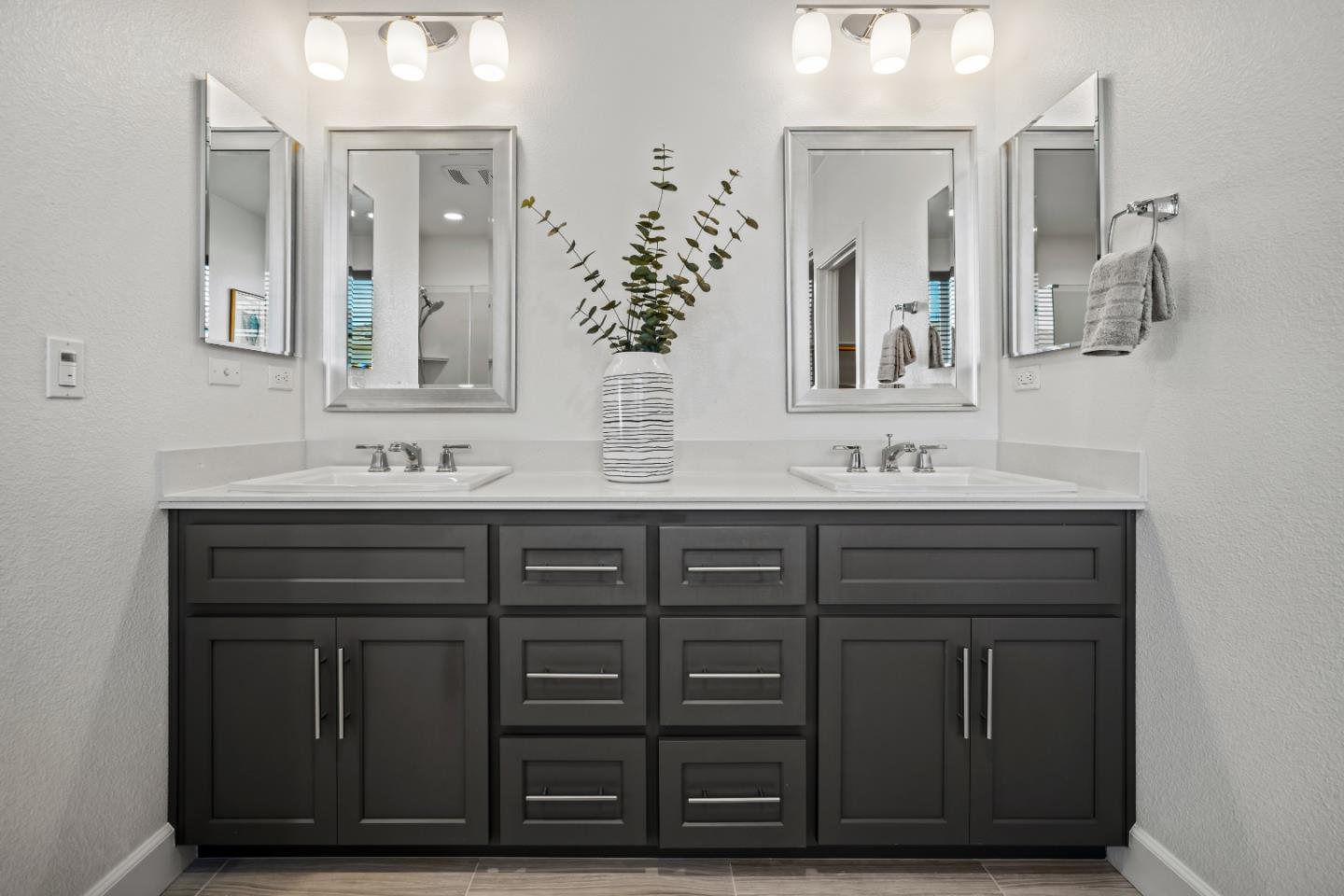 Detail Gallery Image 21 of 40 For 2721 Parkview Way, Marina,  CA 93933 - 4 Beds | 2/1 Baths