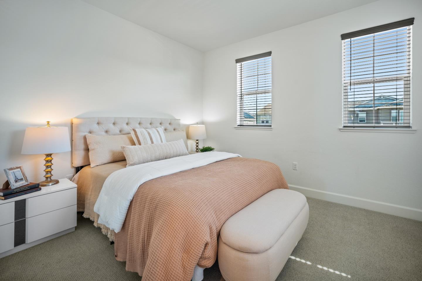 Detail Gallery Image 23 of 40 For 2721 Parkview Way, Marina,  CA 93933 - 4 Beds | 2/1 Baths