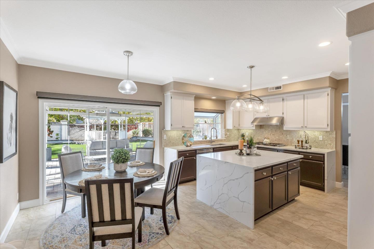 Detail Gallery Image 25 of 54 For 5213 Silvercrest Ridge Ct, San Jose,  CA 95135 - 5 Beds | 3 Baths