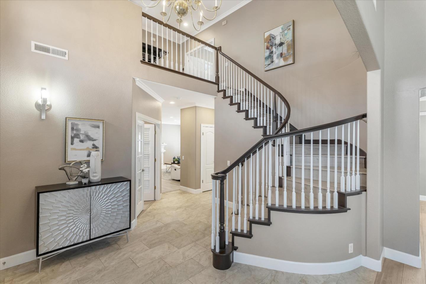 Detail Gallery Image 28 of 54 For 5213 Silvercrest Ridge Ct, San Jose,  CA 95135 - 5 Beds | 3 Baths