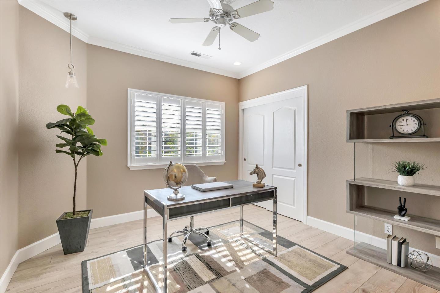 Detail Gallery Image 39 of 54 For 5213 Silvercrest Ridge Ct, San Jose,  CA 95135 - 5 Beds | 3 Baths