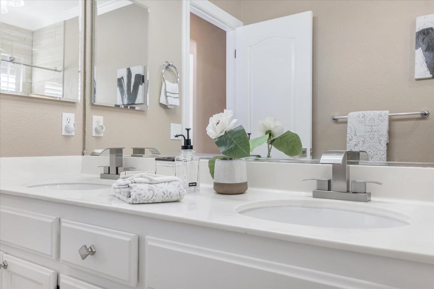 Detail Gallery Image 44 of 54 For 5213 Silvercrest Ridge Ct, San Jose,  CA 95135 - 5 Beds | 3 Baths