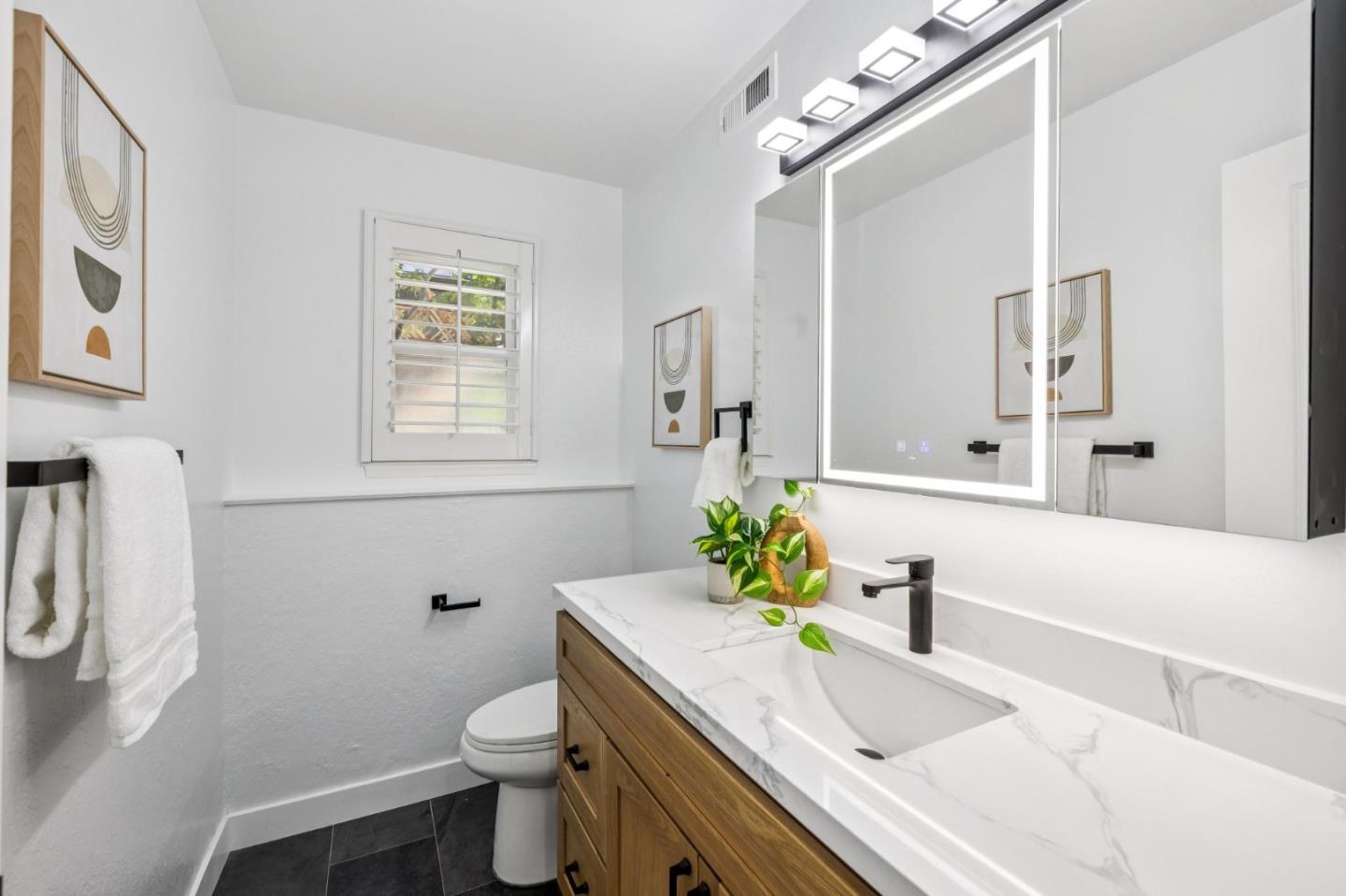 Detail Gallery Image 24 of 26 For 1500 E Campbell Ave, Campbell,  CA 95008 - 4 Beds | 2 Baths