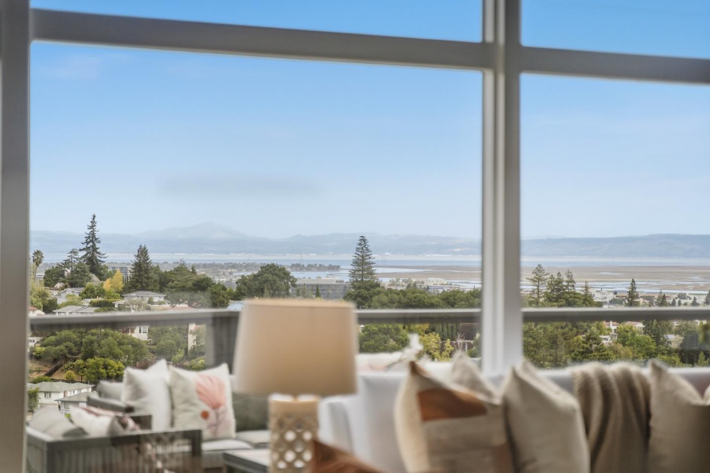 Detail Gallery Image 14 of 44 For 88 Madera Ave, San Carlos,  CA 94070 - 3 Beds | 2/1 Baths