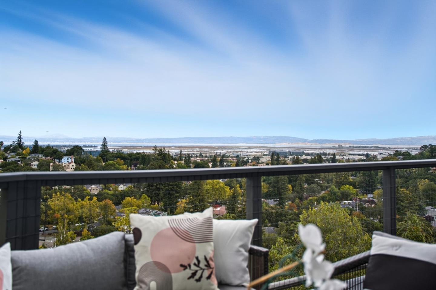 Detail Gallery Image 18 of 44 For 88 Madera Ave, San Carlos,  CA 94070 - 3 Beds | 2/1 Baths