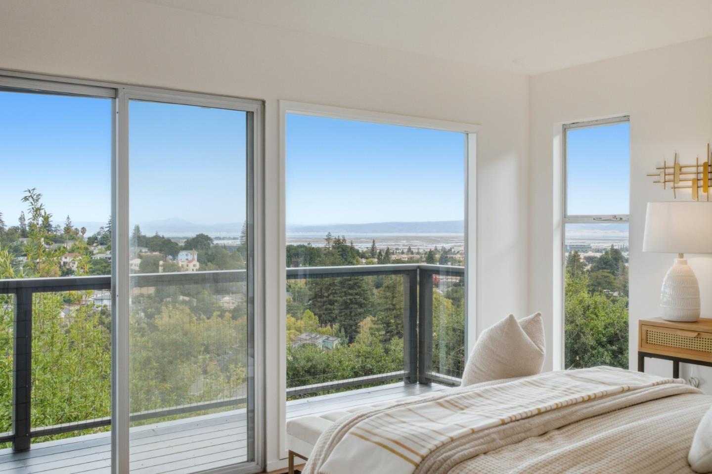 Detail Gallery Image 25 of 44 For 88 Madera Ave, San Carlos,  CA 94070 - 3 Beds | 2/1 Baths